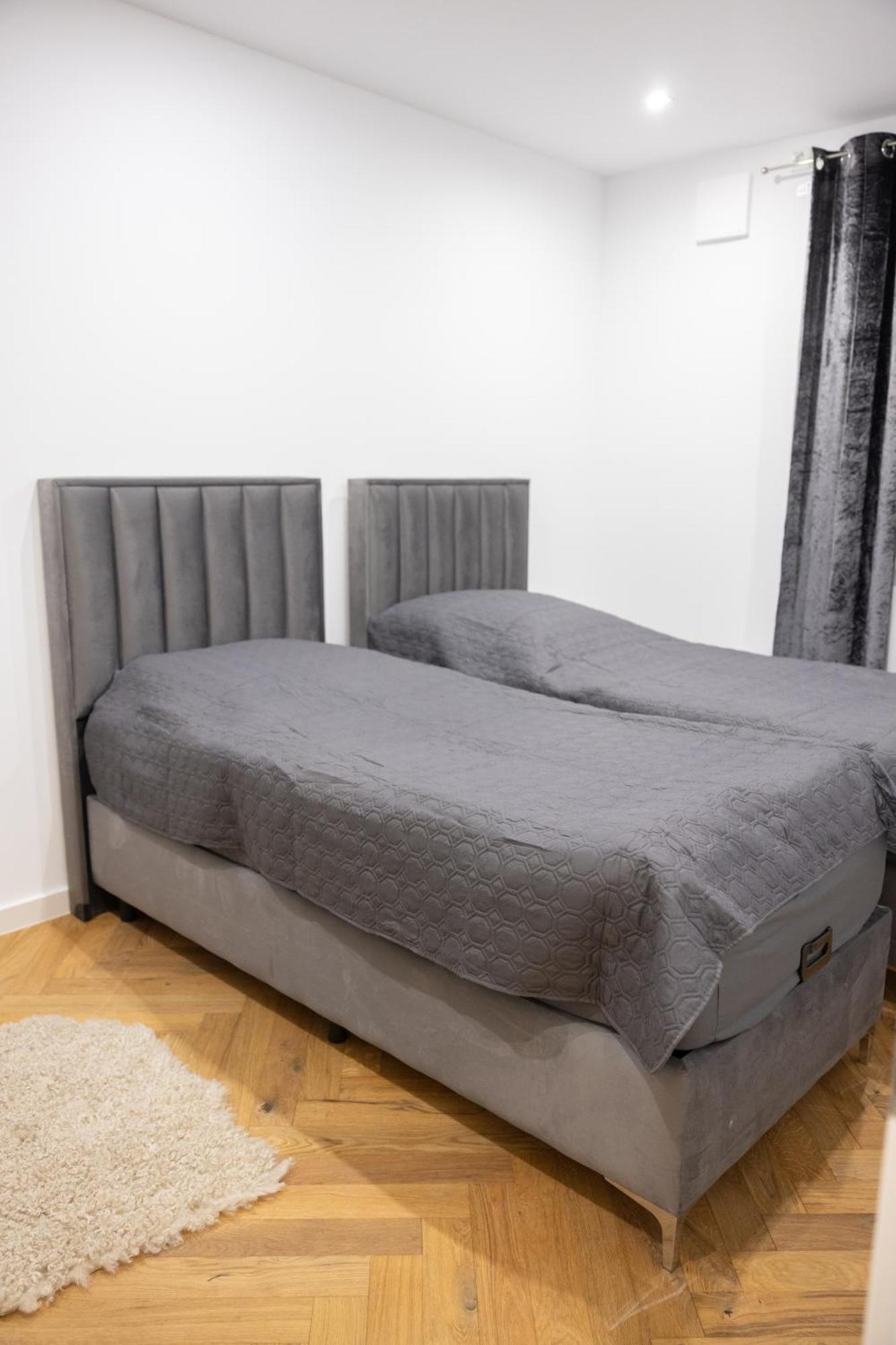 Neubau Apartment Mit Kamin Und Terrasse In Premium Lage Parkplatz Inklusive 빌레펠트 외부 사진