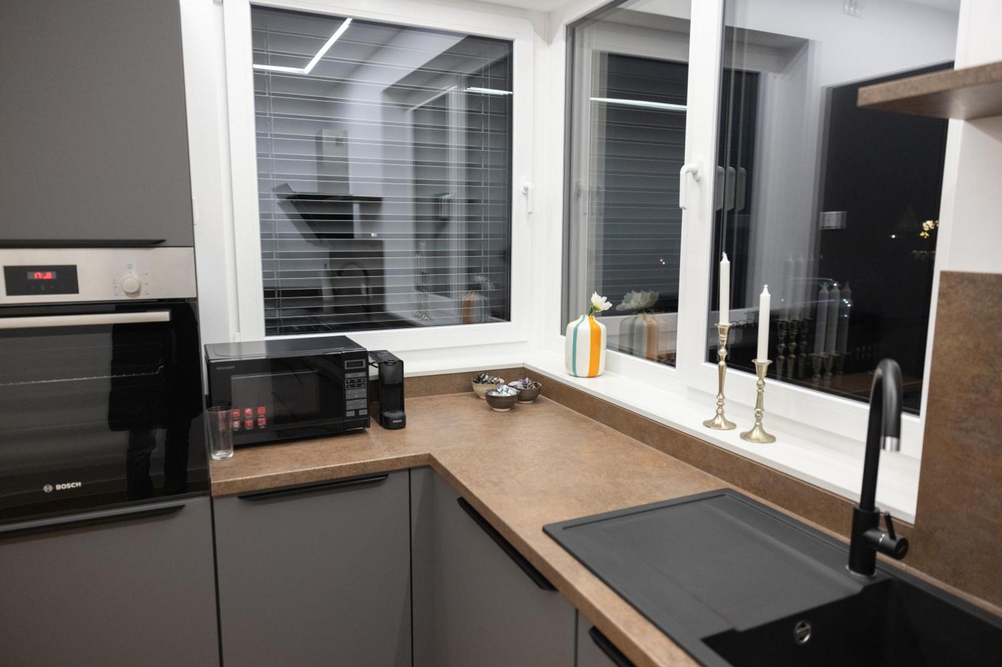 Neubau Apartment Mit Kamin Und Terrasse In Premium Lage Parkplatz Inklusive 빌레펠트 외부 사진