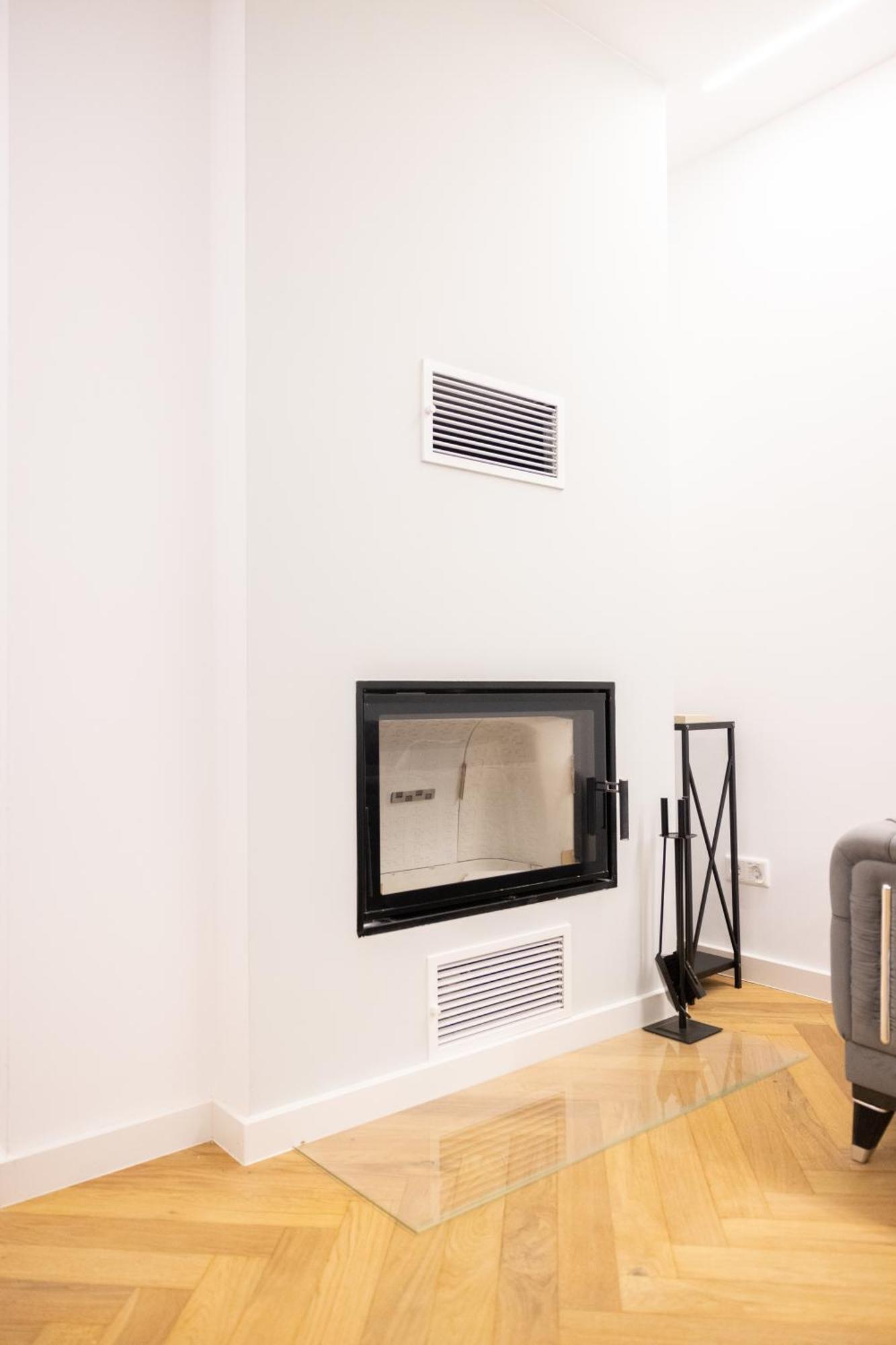 Neubau Apartment Mit Kamin Und Terrasse In Premium Lage Parkplatz Inklusive 빌레펠트 외부 사진